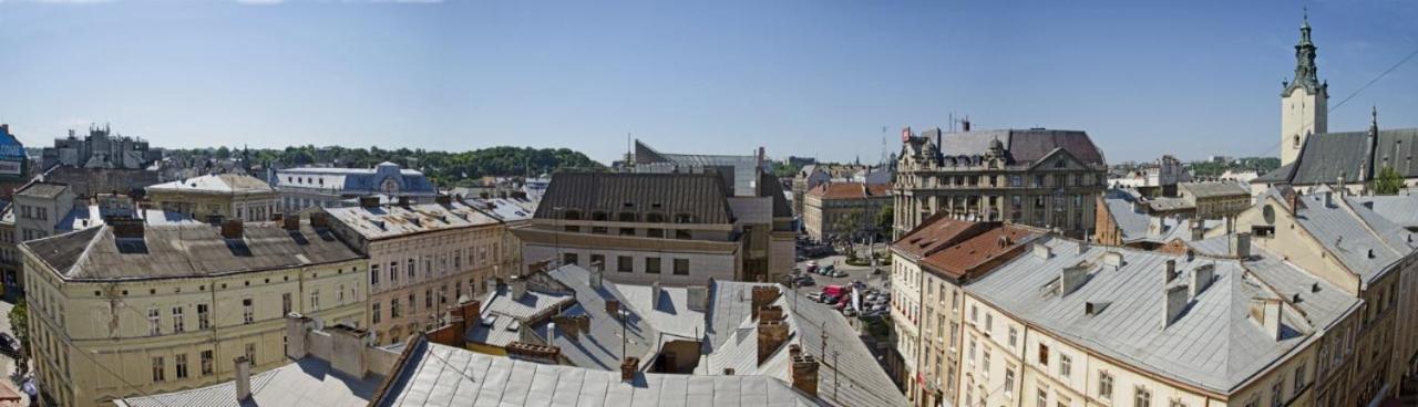 Апартаменти В Центрі На Галицький Для Чотирьох Liov Exterior foto